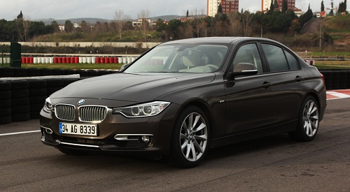 BMW 328i Test