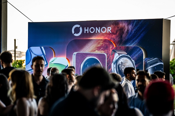 HONOR Magic V6 Türkiye’de