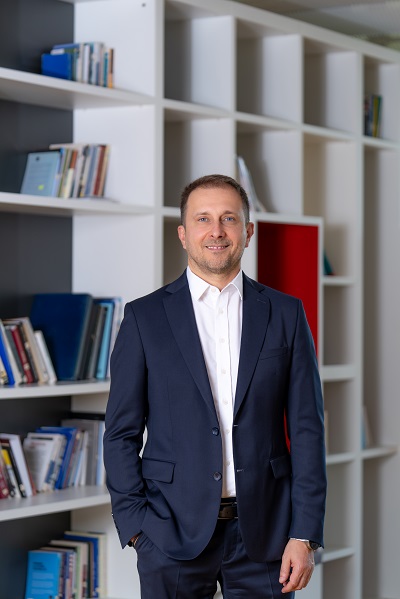 Akbank’tan Yapay Zekâ Hamlesi: Haftalık İşler Dakikalara İndi